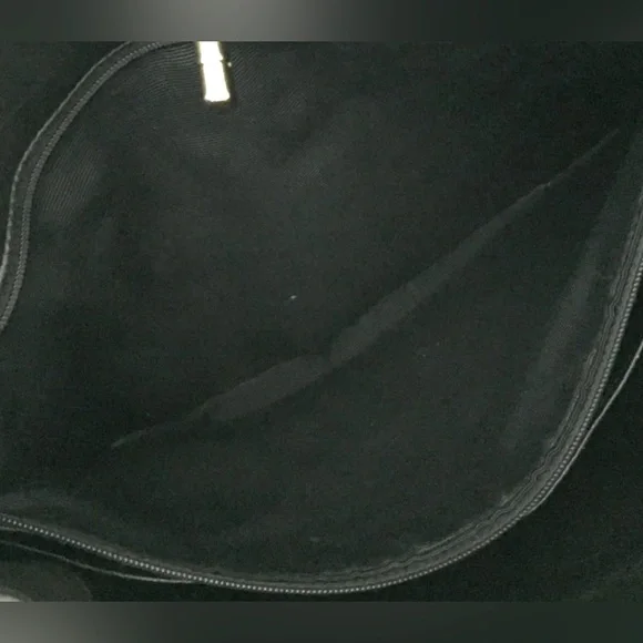 Chanel Black lambskin leather large Quilted Shoulder Bag with 24k Gold ptd Chain - Picture 8 of 16